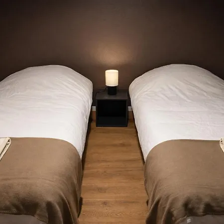 Eden's Garden Apartman