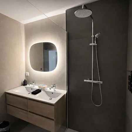 Eden's Garden Apartman